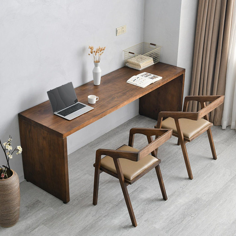 Bureau rectangulaire en bois massif brun foncé, H 29,53 po x l 62,99 po x P 23,62 po