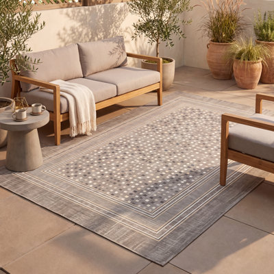 Tapis d'intérieur/extérieur moderne à poils courts, motif mosaïque mouchetée abstraite or ivoire gris blanc, antidérapant, résistant aux animaux, lavable, idéal pour le salon, la chambre, la salle à manger, l'entrée, le couloir ou le bureau.