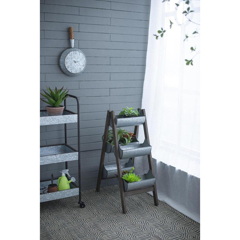 Julitta Farmhouse-Style Foldable Reed Ladder Planter