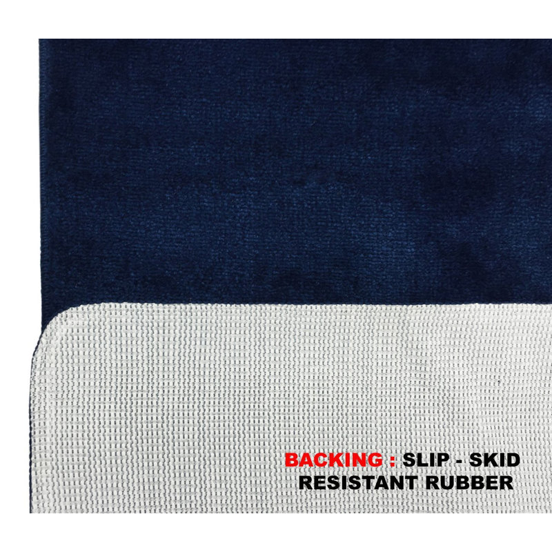Tapis lavable antidérapant à poils doux de style bleu marine de la collection Guimauve 5 pi x 7 pi