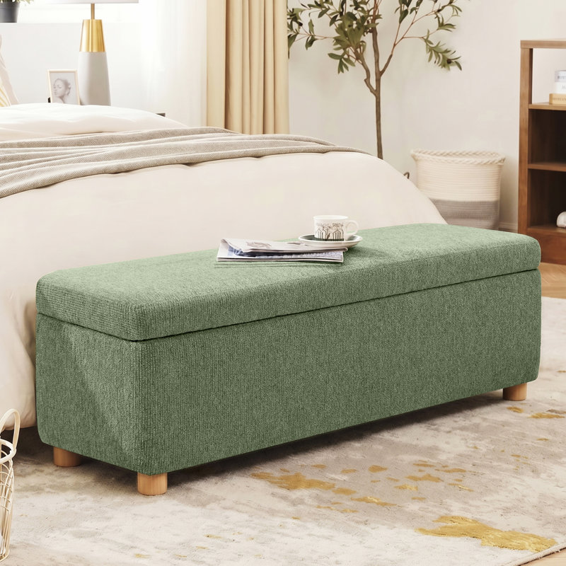 Banc de rangement en chenille Ermine de 57,4 po de largeur avec pieds en bois naturel, Vert
