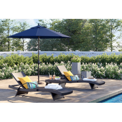 Renfro Outdoor 25 - Bulb 25'' Plug-in Globe String Light