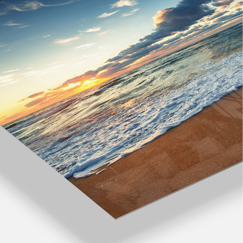 Photographie de paysage marin «Sunrise and Glowing Waves in Ocean Seashore», Métal, H 34 po x l 44 po x P 1,5 po