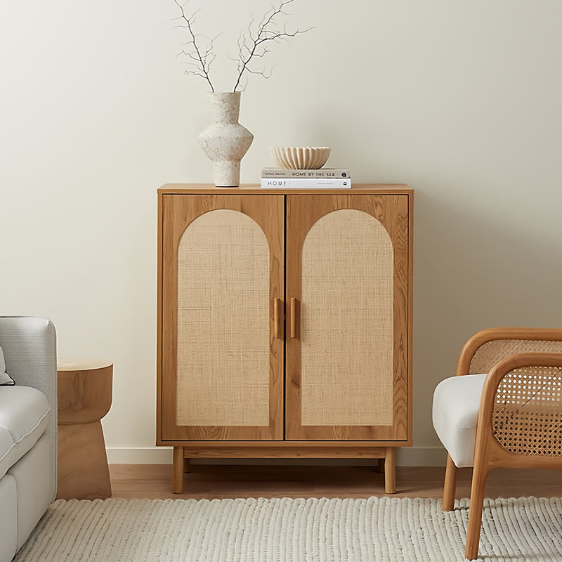 Armoire de rangement en osier de style médiéval