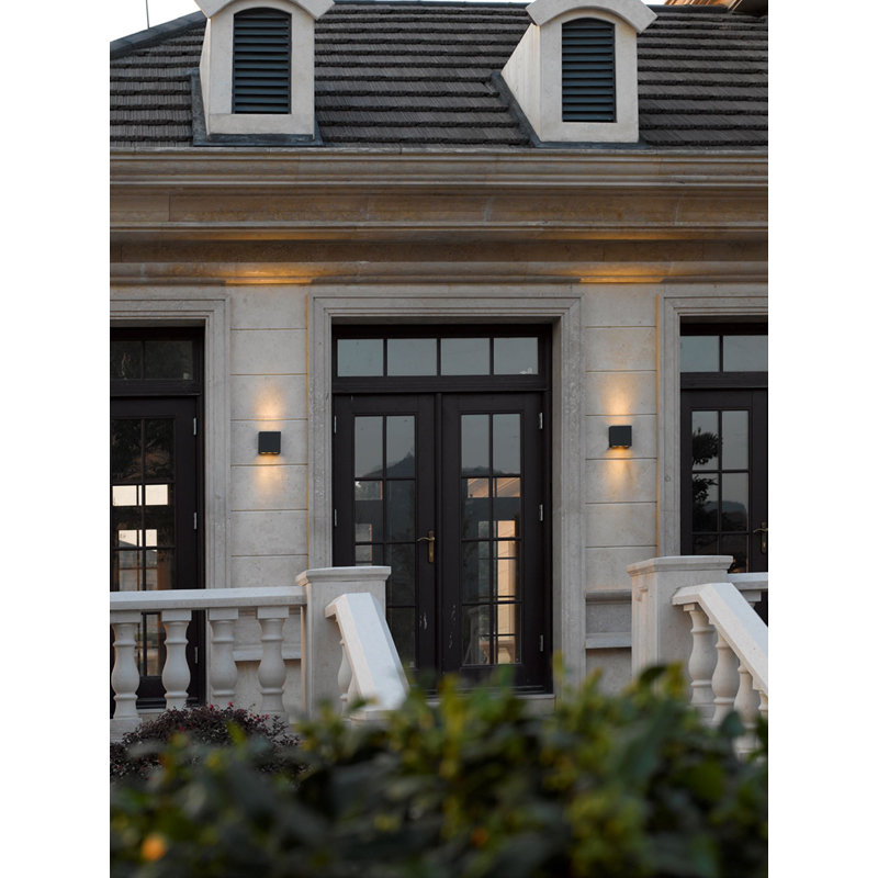 Farquhar LED Wall Light, Dark Gray