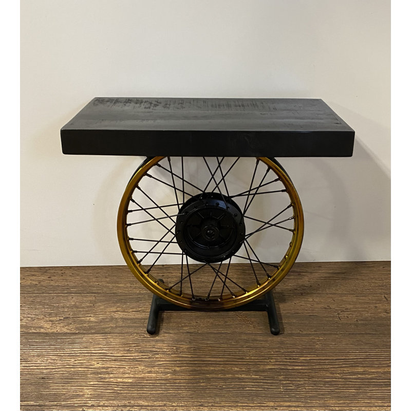 Table d'appoint à roulettes noires et dorées