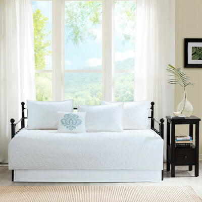 Reversible Daybed Cover , White Color, 6, Twin Mattress Sized, Cotton Filled Quilt, Includes Cover, , 3 Shams, Decorative Pillow, Machine Washable Home Decor Textile Bedding