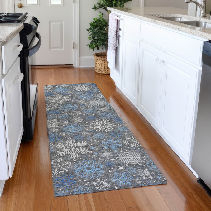 Machine Washable Indoor/Outdoor Christmas Snowflake Xhevrie Gray Rug, Runner 2'3" x 7'6"