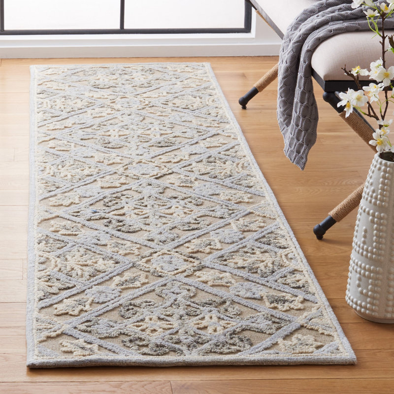 Sherly Hand Tufted Wool/Cotton Geometric Rug in Beige, Runner 2'3" x 8'