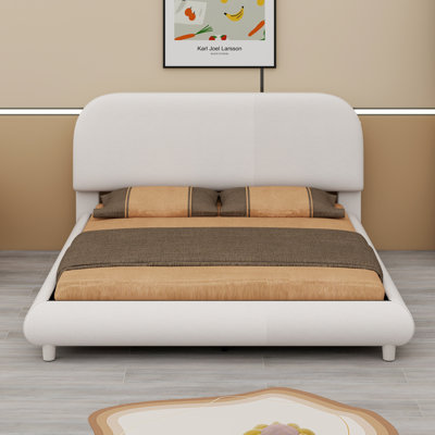 Lit plateforme tapissier de forme incurvée avec tissu épais