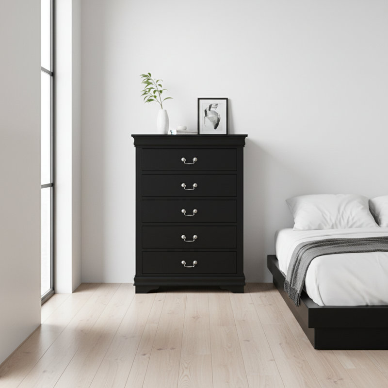 Commode 5 tiroirs cerisier foncé avec joints en queue d'aronde anglaise, pieds de support et poignées de tiroir suspendues - Mobilier de chambre à coucher transitionnel