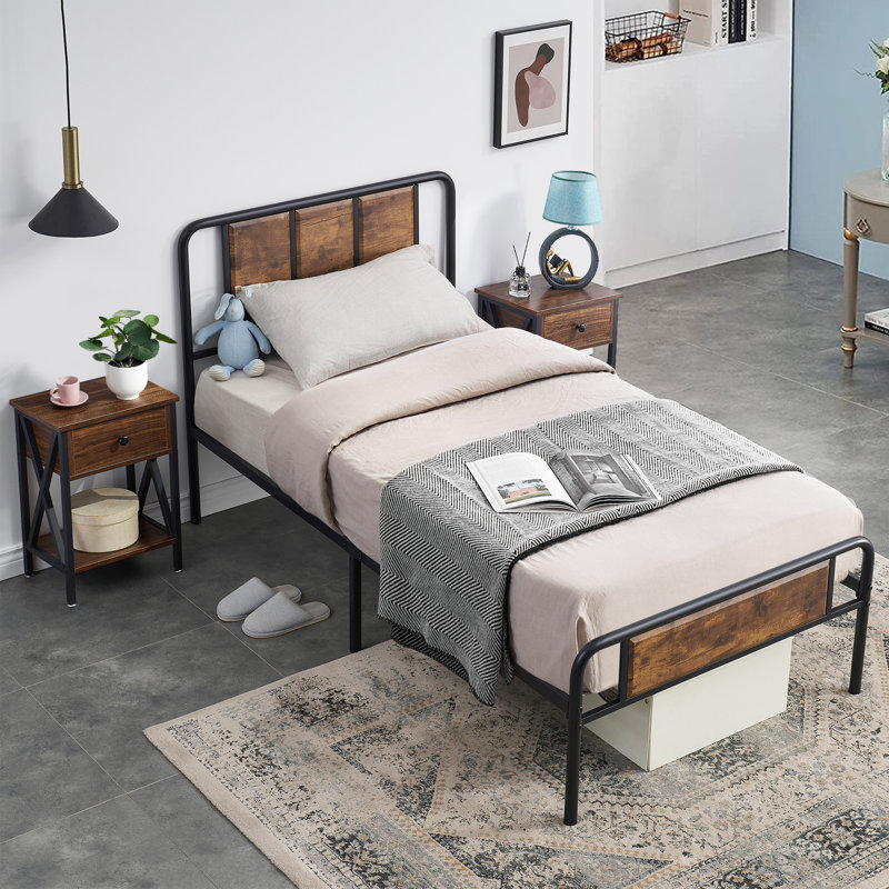 Ensemble de chambre avec lit plateforme 3 pièces Kempst, Complète, Brun / noir