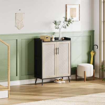Armoire à chaussures en rotin, armoire de rangement à chaussures à 5 niveaux avec portes, 2 tablettes réglables et pieds en métal robustes, organisateur de chaussures de campagne pour le couloir d'entrée, noir