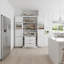 Armoire de cuisine autoportante, prises de courant intégrées, étagère réglable et support à vin, salle à manger et salon de style contemporain-55700842