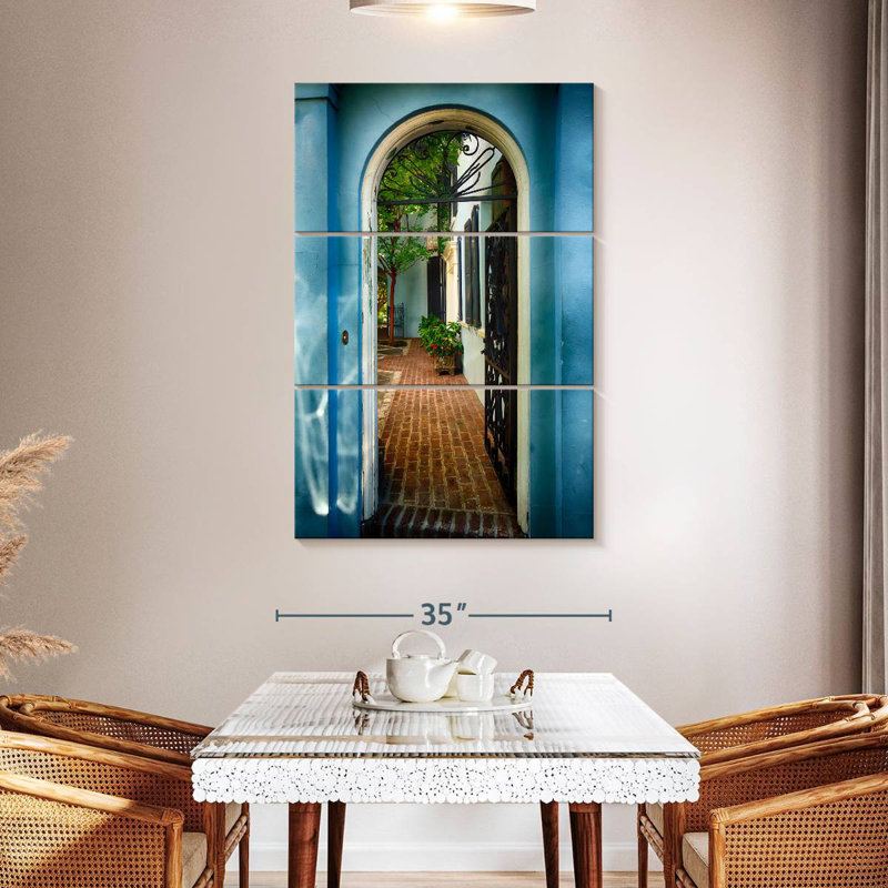 Lilie Charleston Charm III, 50" H x 32" W
