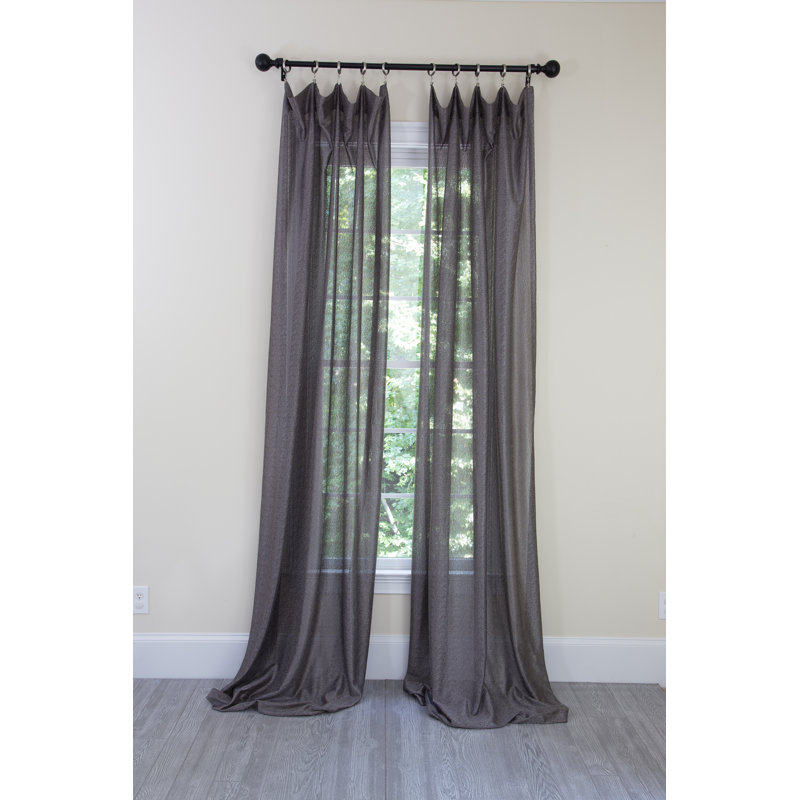 Panneau de rideau simple semi-diaphane avec passe-tringle Etherton, L 52 po x L 108 po, Gris foncé