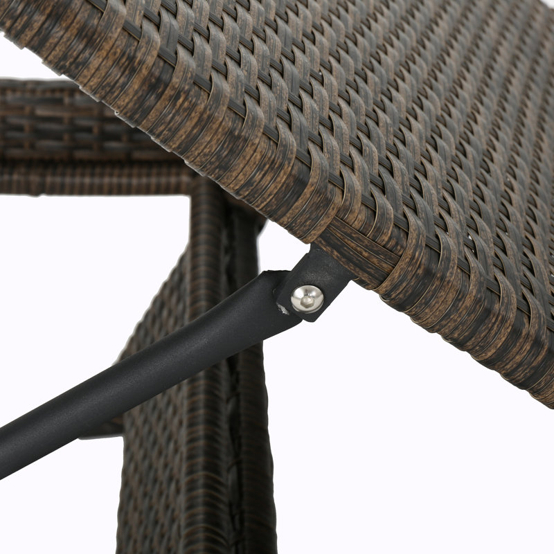 Chaise longue d'extérieur en osier Dhrithi, Moka