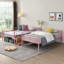Lit en métal rose-745959626