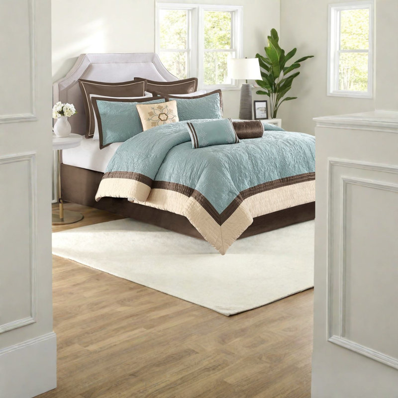Ensemble de literie chic en polyester matelassé avec accents décoratifs