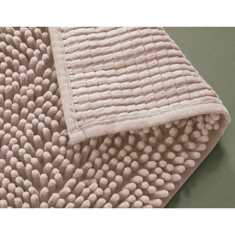Tapis de bain en chenille Naugle, Rectangle 1 pi 5 po x 2 pi, Rougir