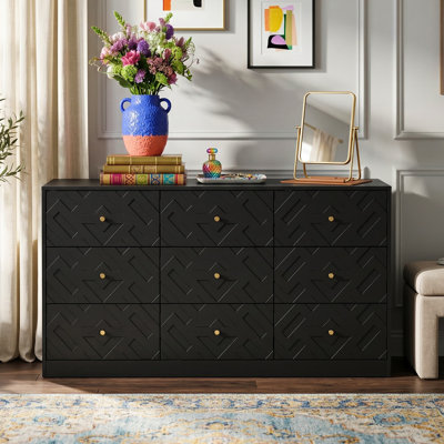 Commode à neuf tiroirs à conception rustique
