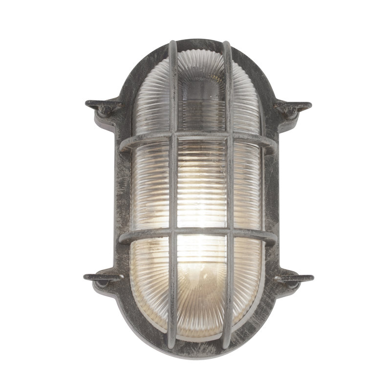 Clinger 25cm H Outdoor Flush Mount