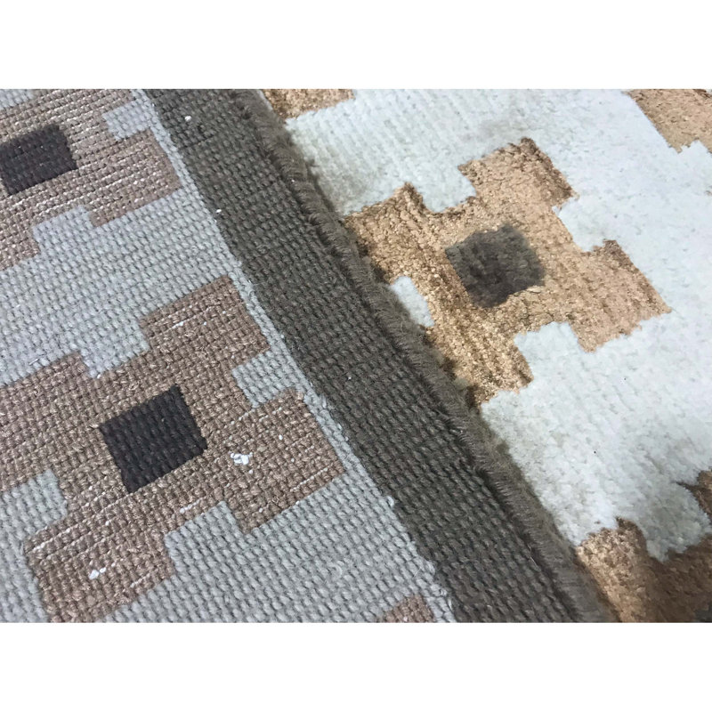 Hand-Knotted High-Quality Beige Area Rug