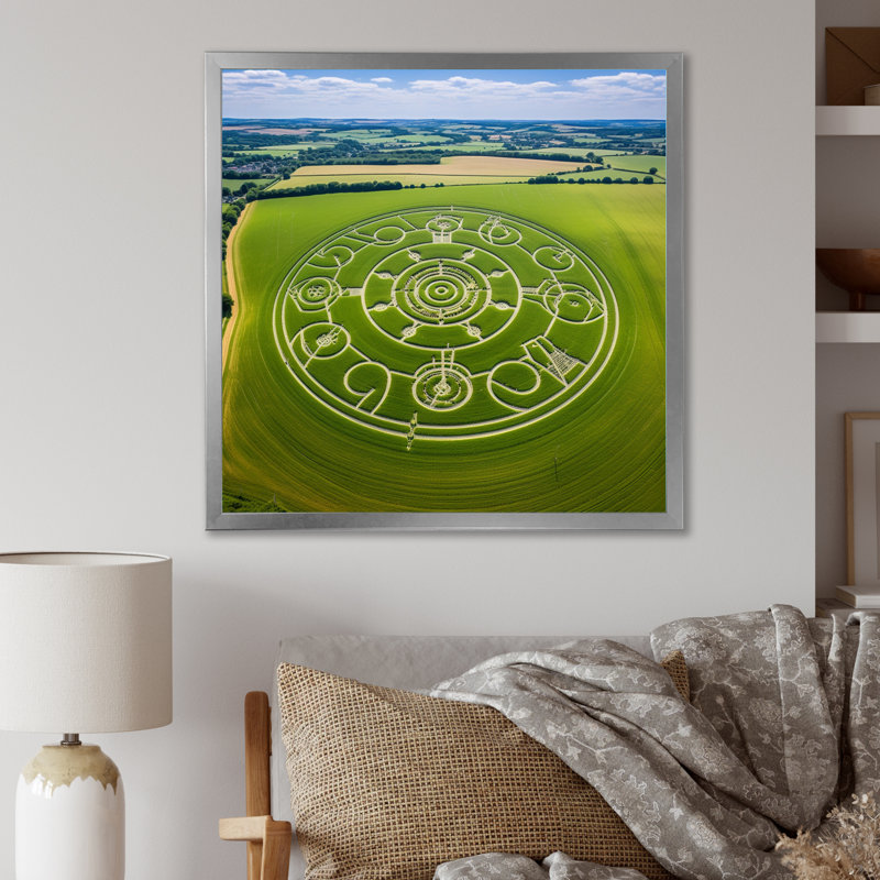 Mysterious Cropcircle in the Fields I - impression, Cadre simple argenté, H 30 po x l 30 po x P 1 po