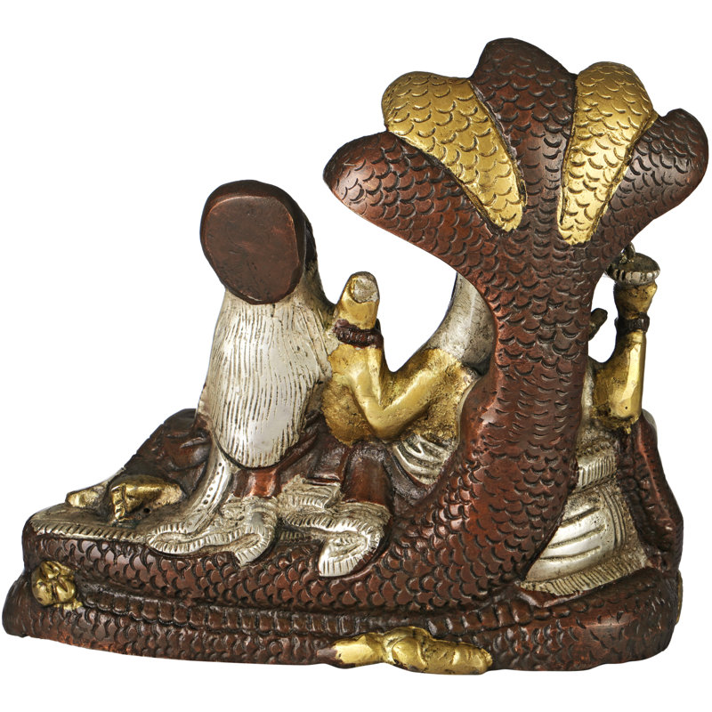 Statue du dieu Vishnu et de la déesse Lakshmi assise sur une statue de Sheshnag