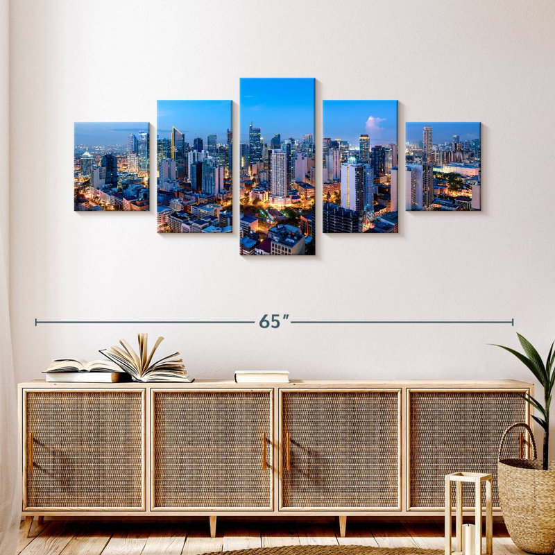Quartier des affaires de Makati, H 24 po x l 55 po