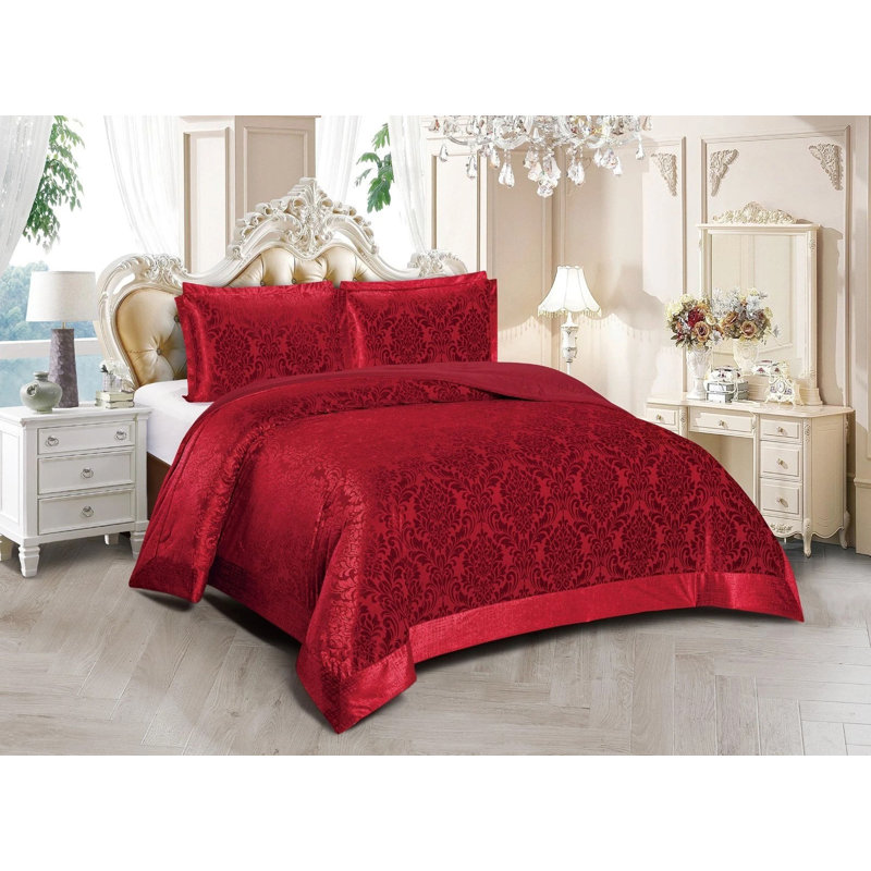 3 Piece Velvet Damask Jacquard Bedspread Reverse Microfibre Bed Throw 2 Matching Pillow Shams, Black