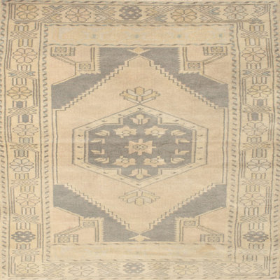 Tapis oriental beige