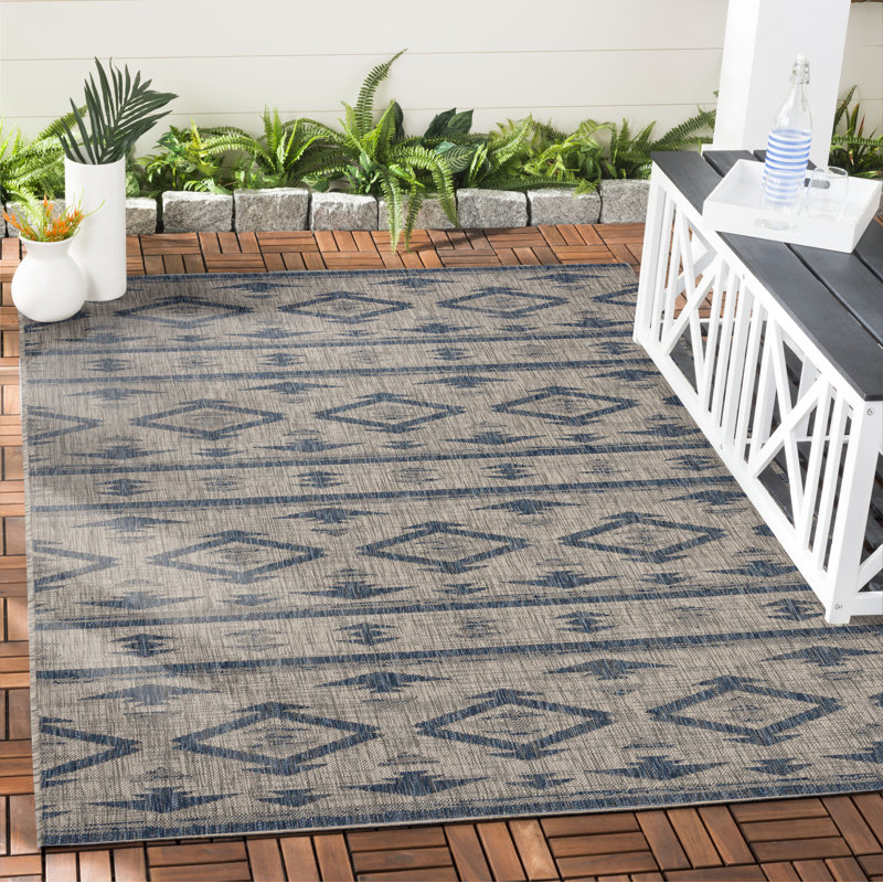 Amarien Southwestern Indoor/Outdoor Area Rug, Rectangle 5'3" x 7'7"