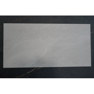 Carreau de mur et de plancher en porcelaine aspect pierre 12 po x 24 po Saltlake