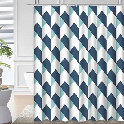 Rideau de douche géométrique à chevrons blancs avec 12 crochets