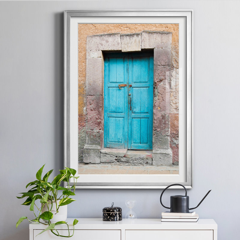 «Topaz Door» par Danita Delimont - Reproduction sur papier encadrée, Encadrement argenté, H 30,5 po x l 42,5 po x P 1,5 po