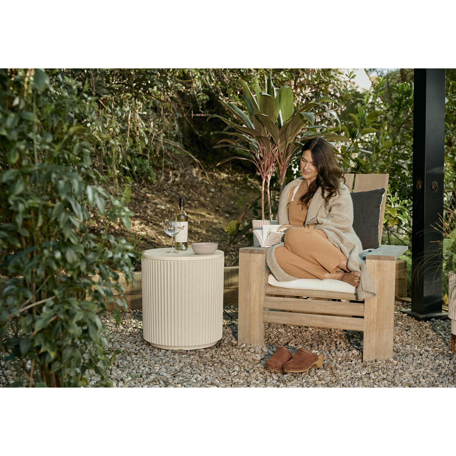 Veradek Chill Side Table, Sand