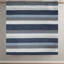 Édredon et drap en gris, bleu marine, bleu - Ensemble respirant doux pour une chambre à coucher élégante-119448441