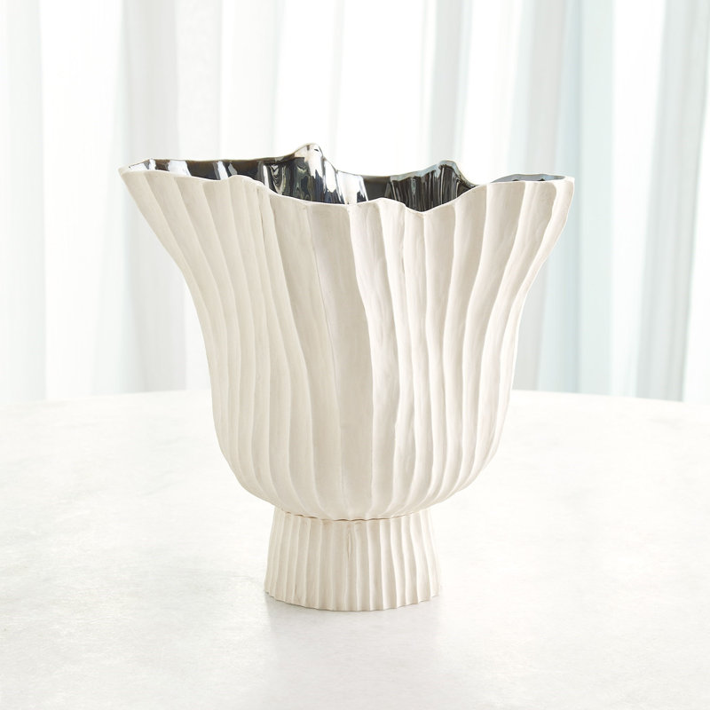 Folha Ceramic / Porcelain Table Vase, Off-White, 13.5" H x 14.75" W x 12 D