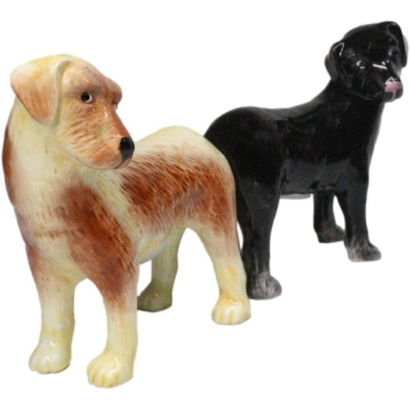 Ensemble de figurine en forme de salière et poivrière en céramique noire et fauve