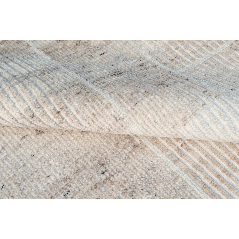 Handmade Wool Area Rug, Rectangle 5' x 8'