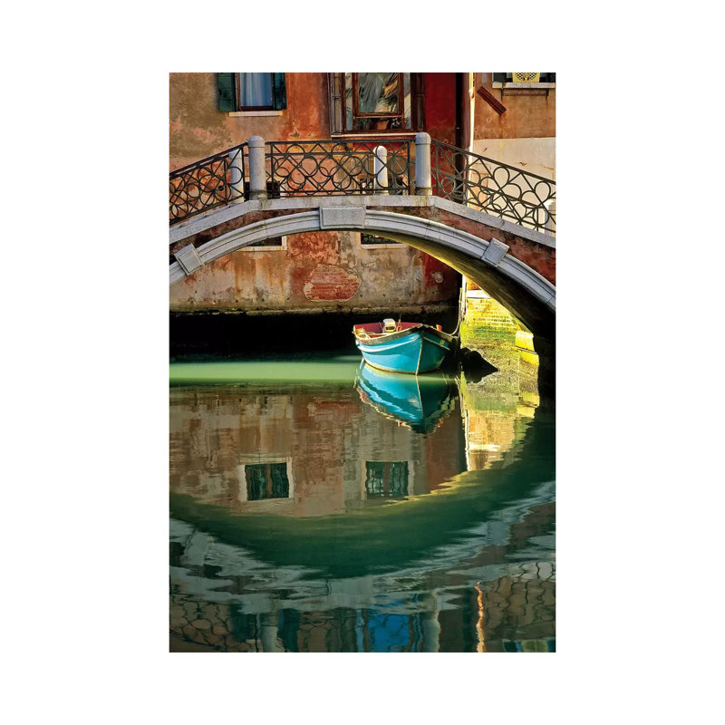 Italie, Venise. Canal Canal et bâtiment. par Jaynes Gallery - Photographie sur toile tendue, H 26 po x l 18 po x 1,5 po