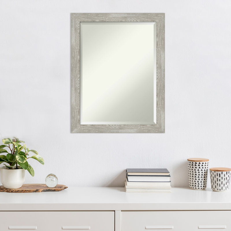 Miroir mural Kadeja Greywash, 27,5 po x 21,5 po