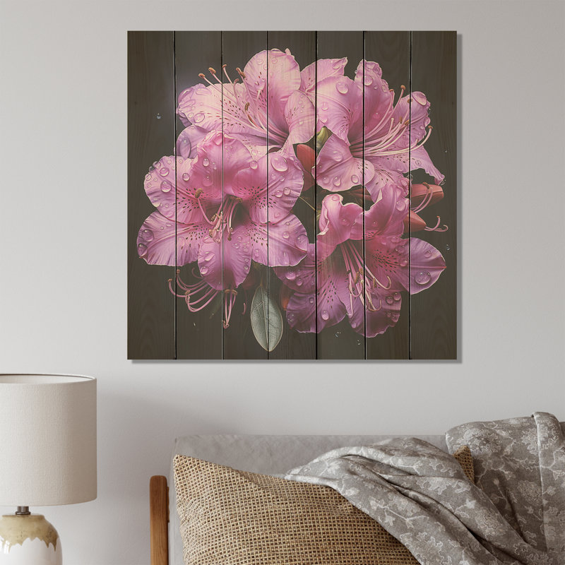 Singular Beauty of Purple Rhododendrons I - Rhododendron sur bois, H 36 po x l 36 po