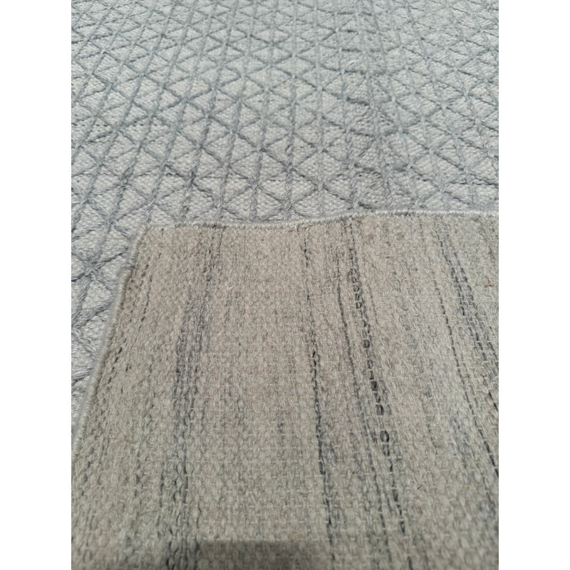Tapis blanc original en laine et coton noué à la main