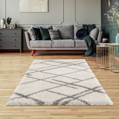 Petersville Performance Geometric Indoor Rug