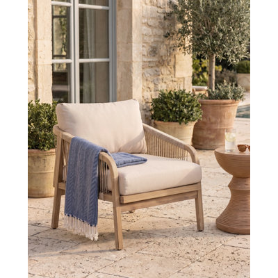 SUMBA Outdoor Lounge Chair with Cushions