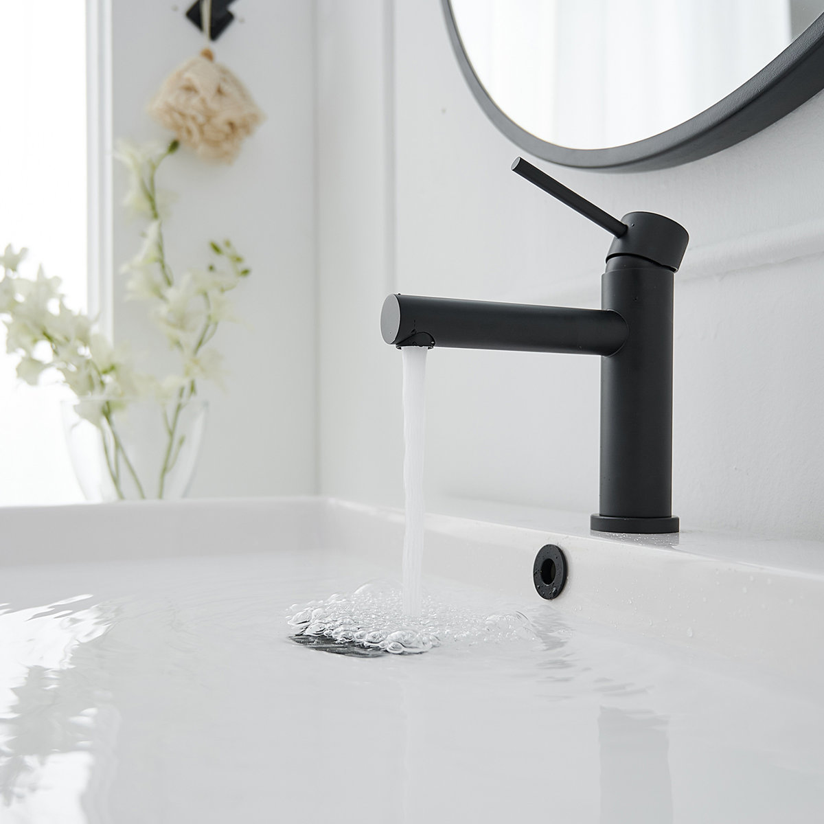 Single-Hole Single-handle Bathroom Faucet with Drain Assembly 6057-B-2