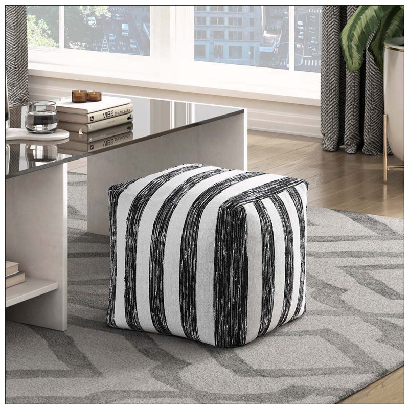 Pouf carré en jacquard avec fond antidérapant, Black Striped