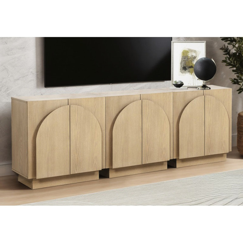 Armoire décorative Mid-Century moderne en chêne pour le salon, la finition, les portes arquées et les tablettes de rangement avec une silhouette à bord arrondi, un design et un assemblage simple